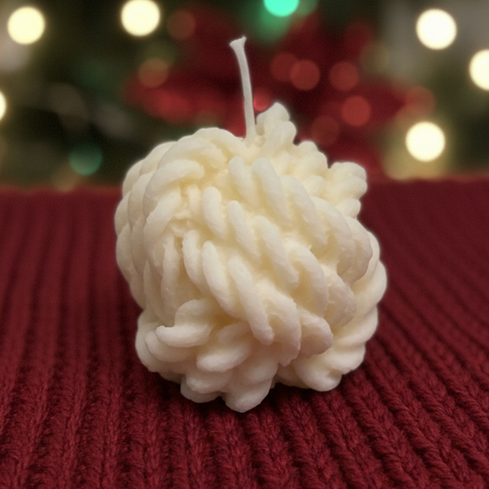 Kötött pulcsi illatgyertya - Serenity Candle